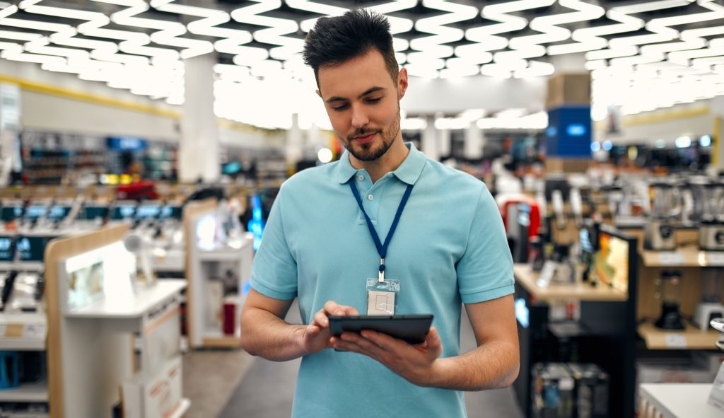 Comment faire un reporting commercial efficace en 5 étapes ? - Upsell